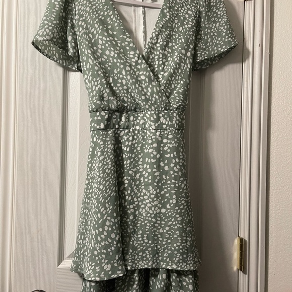 Emerald Sundae mini dress - Picture 2 of 4